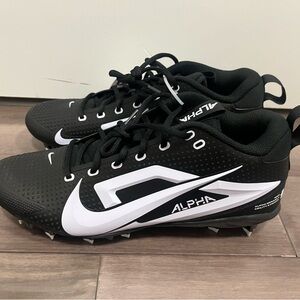 Nike Alpha Menace 4 Black And White Football Cleats Size 11 NWOT